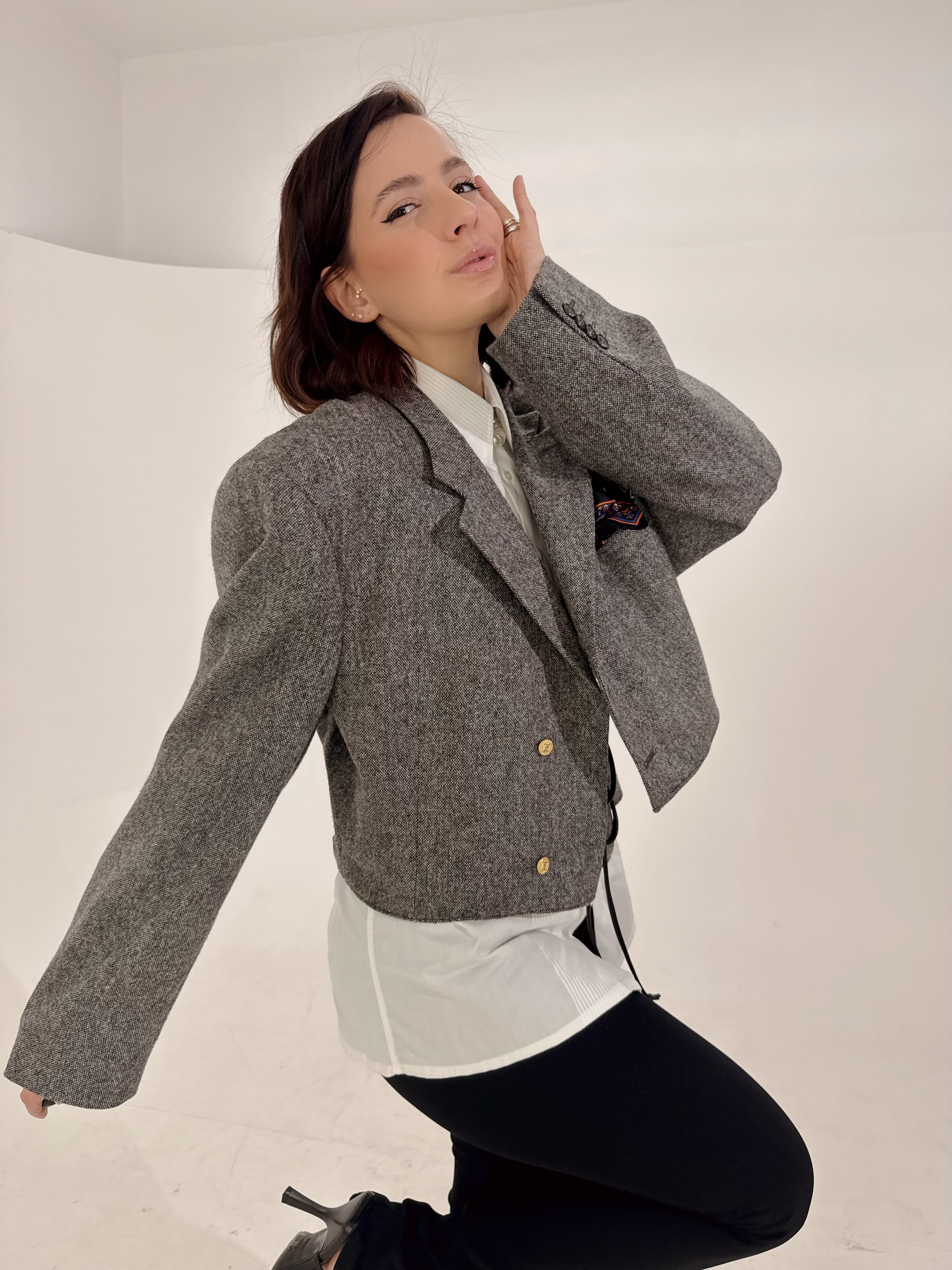 Blazer vintage reinterpretato-eleganza materica