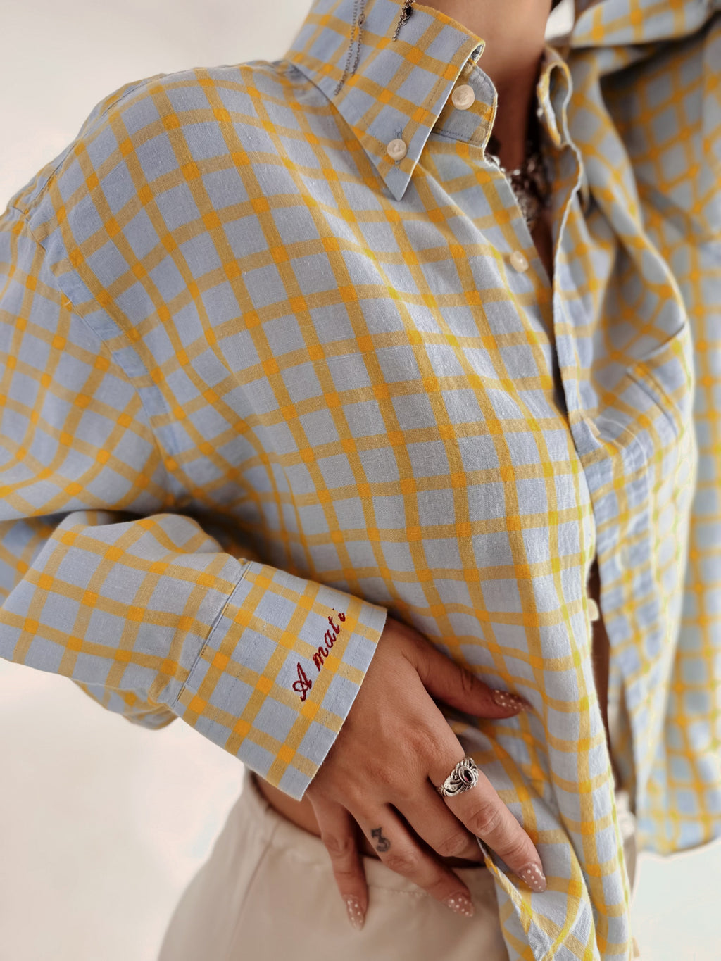 Camicia Check in Tessuto Fresco con Ricamo “Amati”
