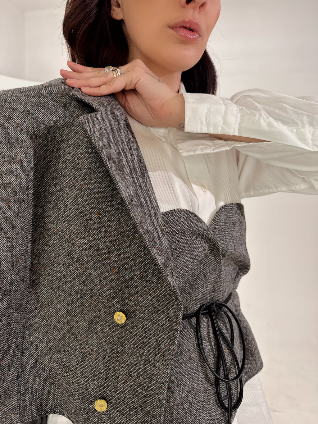 Blazer vintage reinterpretato-eleganza materica
